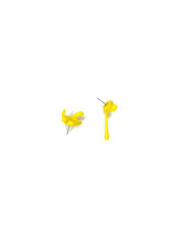 Load image into Gallery viewer, HABITAT Fluid Spill Studs Yellow 1